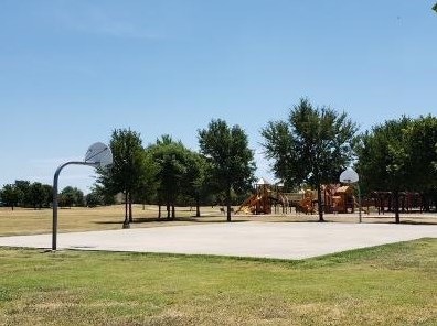 722 Burr Oak Dr, Frisco TX 75033-8652 exterior