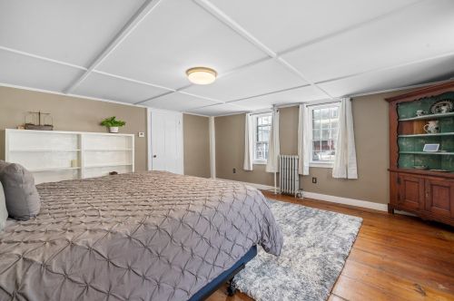 33 Washington St, Concord NH  03301-4341 exterior