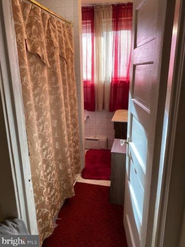 4105 Myrtle Ave, Camden NJ 08105-2640 exterior