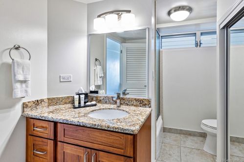 2161 Kalia Rd, Honolulu HI  96815-1992 exterior