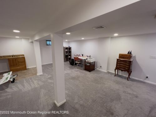 24 Anita Dr, Jackson Twp NJ 08527-4901 exterior