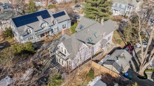 120 Pleasant St, Newton MA 02459-1810 exterior