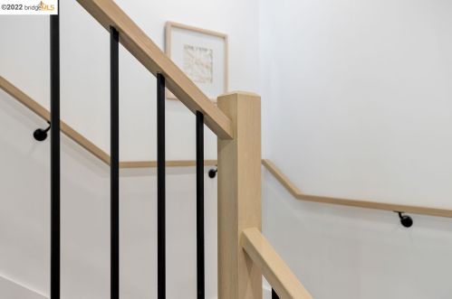 636 Kains, Berkeley CA 94706-1219 exterior