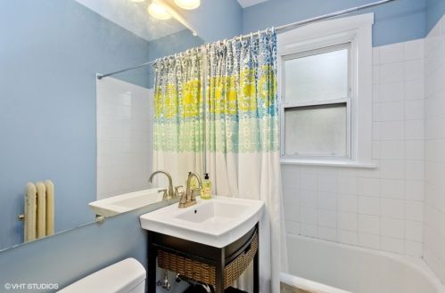 3557 Oakley Ave, Chicago IL  60609-1016 exterior