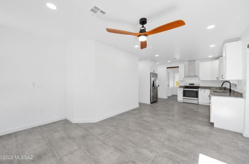 1540 Hl Side Dr, Tucson AZ 85745 exterior