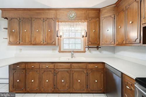 4125 Grandview Rd, Hanover PA 17331-9753 exterior