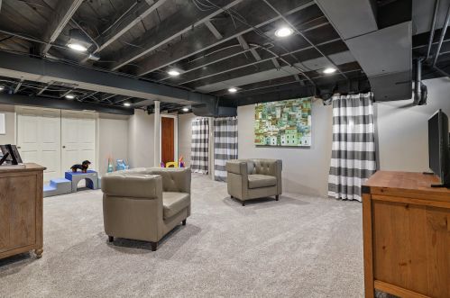 2603 Lefeber Ave, Milwaukee WI 53213-1223 exterior