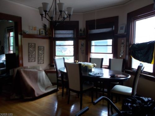 417 Maple Ave, Rahway NJ 07065-3111 exterior