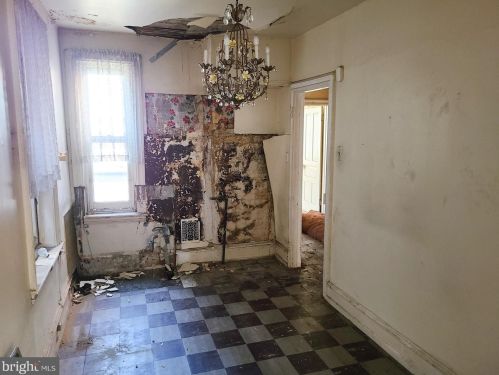 3124 Emerald St, Philadelphia PA 19134-3140 exterior