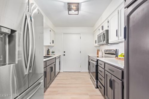 4231 Presidio Rd, Tucson AZ  85712-1044 exterior