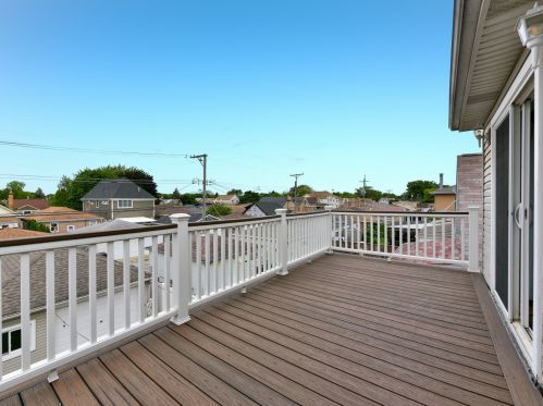 4944 Merrimac Ave, Chicago IL  60638-1304 exterior