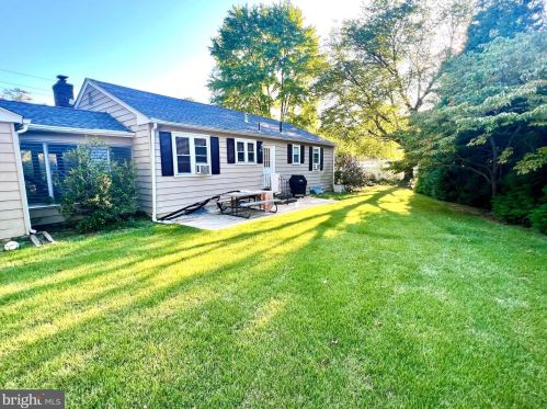 6107 Chestnut Ave, Camden NJ 08109-2505 exterior