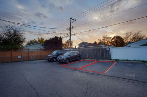 7237 Addison St, Chicago IL 60634-3530 exterior