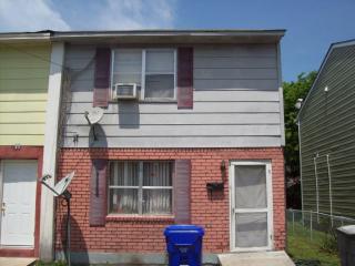 10 Cedar St, Charleston SC  29403-4226 exterior