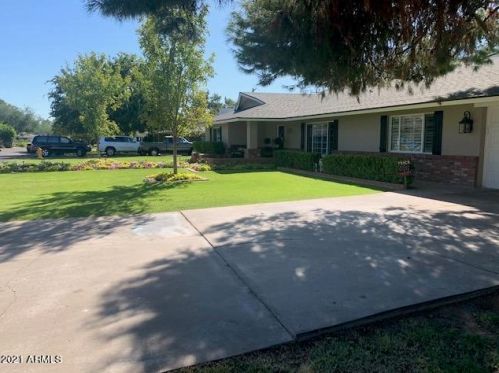 8332 10th Ave, Phoenix AZ  85021-5511 exterior