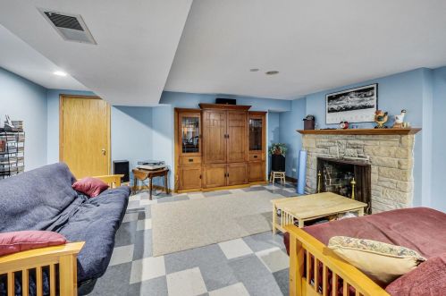 1704 Nordica Ave, Chicago IL 60707-4320 exterior