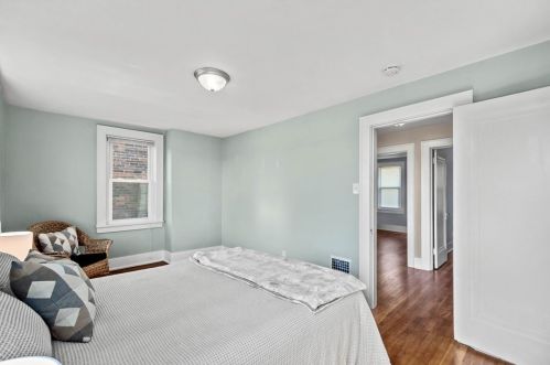 1417 Bellaire Pl, Pittsburgh PA 15226-1907 exterior