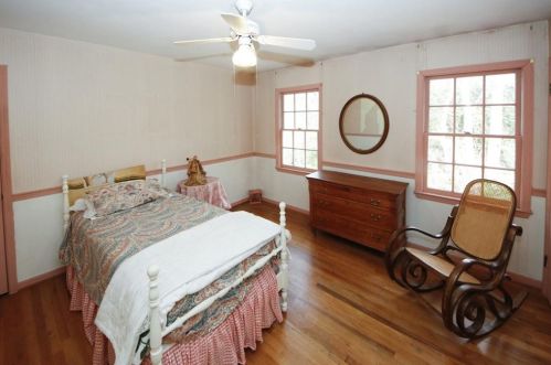 1854 Chancery Ln, Atlanta GA 30341-1008 exterior