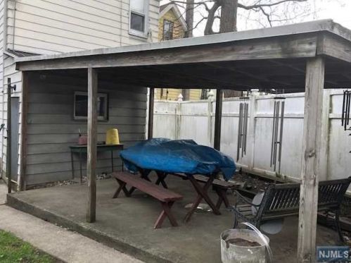 17 Msn St, Montclair NJ 07042-4518 exterior