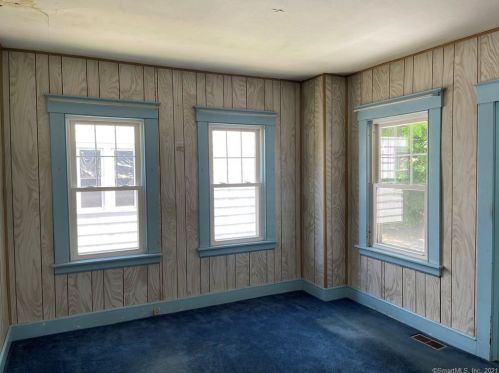 479 Commonwealth Ave, New Britain CT 06053-2404 exterior