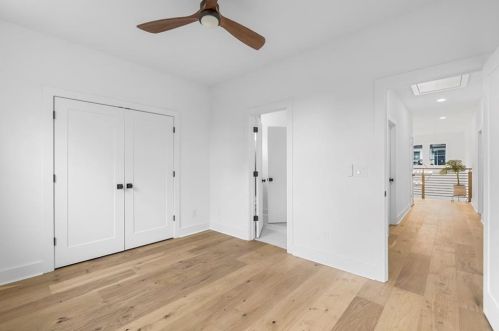 2020 Cambridge Ave, Atlanta GA 30337-1816 exterior