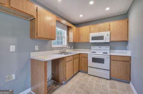 13 Pleasant Dr, Temple GA  30179-2186 exterior