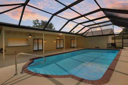 6821 Grande Dr, Boca Raton FL  33433-2736 exterior