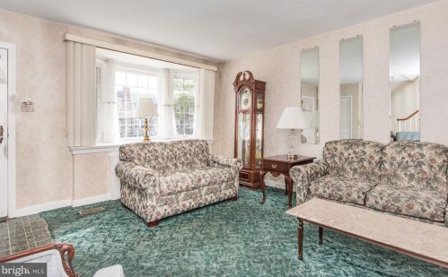 4030 Bleigh Ave, Philadelphia PA 19111-3617 exterior