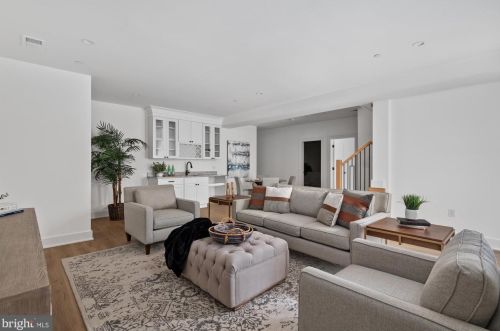 5805 Beech Ave, Bethesda MD  20817-3407 exterior