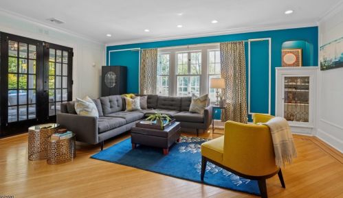 55 Courter Ave, Maplewood NJ 07040-2715 exterior