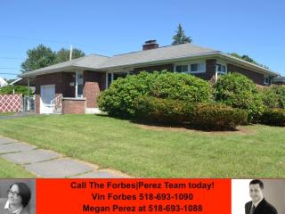 17 Hopewell St, Albany, NY 12208-1525