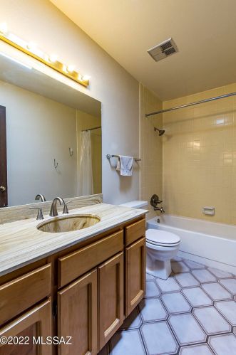 4231 Presidio Rd, Tucson AZ  85712-1044 exterior