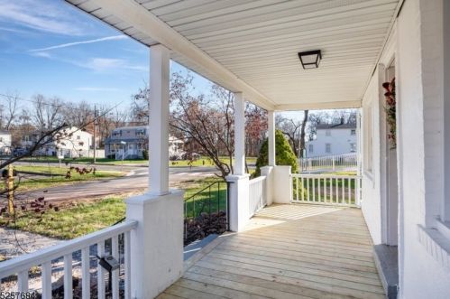 525 Mercer St, Bridgewater NJ  08807-2007 exterior