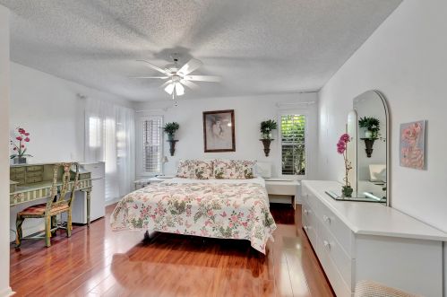 8051 Nadmar Ave, Boca Raton FL 33434-5404 exterior