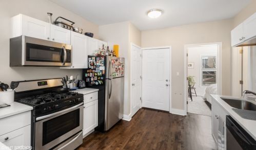 3431 Dickens Ave, Chicago IL 60639-3311 exterior