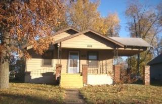 1009 Lynn St, Springfield MO  65802-2041 exterior