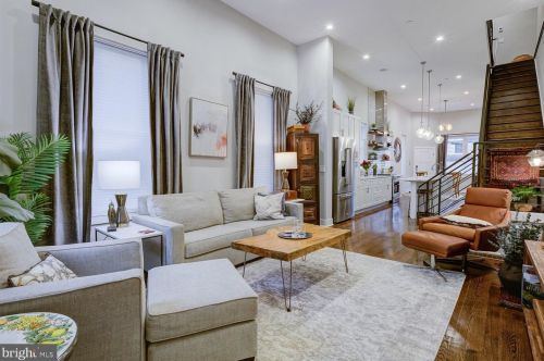 934 Ellsworth St, Philadelphia PA 19146-3010 exterior