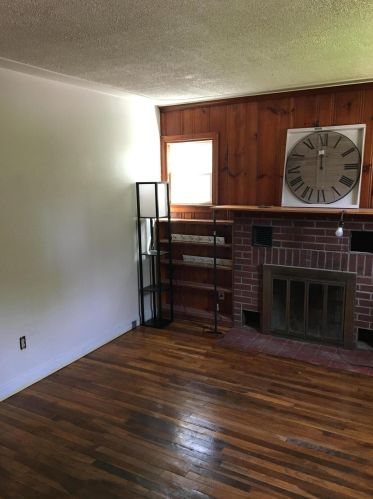 1226 Wayside Rd, Kalamazoo, MI 49048-1447