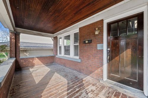 3255 Ashlyn St, Pittsburgh, PA 15204-1852