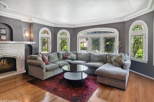 1620 Newcastle Ave, Chicago, IL 60707-4405