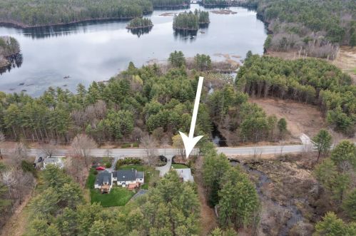 212 Hopkinton Rd, Concord NH 03301-7911 exterior