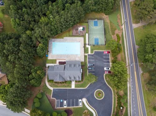 2551 Essex Ln, Atlanta GA 30331-7855 exterior