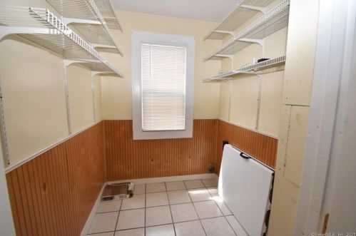 27 Thorniley St, New Britain CT 06051-1639 exterior