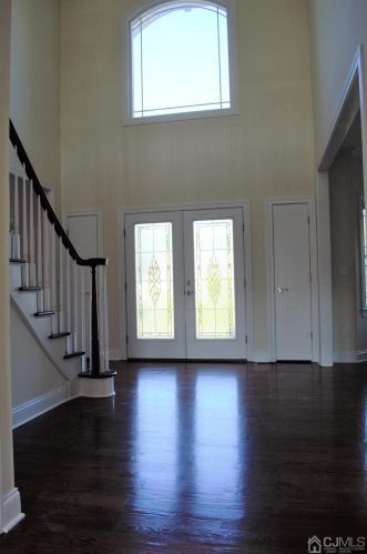 3 Tamagnini Ct, Edison NJ  08820-2127 exterior