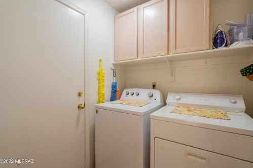 2513 Camino Reloj, Green Valley AZ 85614-4923 exterior