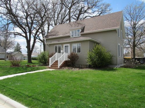 129 Sailor St, Blue Earth, MN 56013-2723