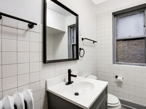 1455 Lockwood Ave, Chicago IL 60639-3037 exterior