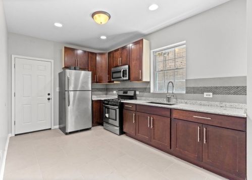 1711 Mayfield Ave, Chicago IL 60639-4023 exterior