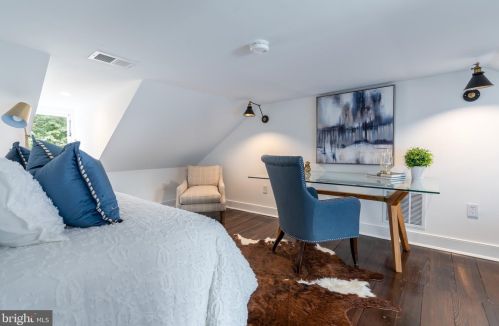 111 Prince St, Alexandria VA 22314-2934 exterior