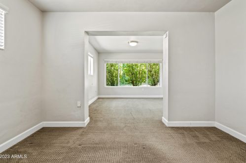 7035 15th St, Phoenix AZ  85020-5414 exterior